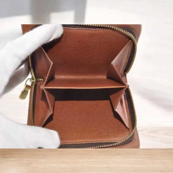 Louis Vuitton LV Monogram Bi-Fold Wallet Leather PVC Brown Used Auth 8B12330 - Picture 10 of 12